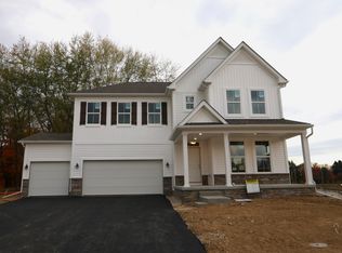 202 Isleta Dr, Pataskala, OH 43062