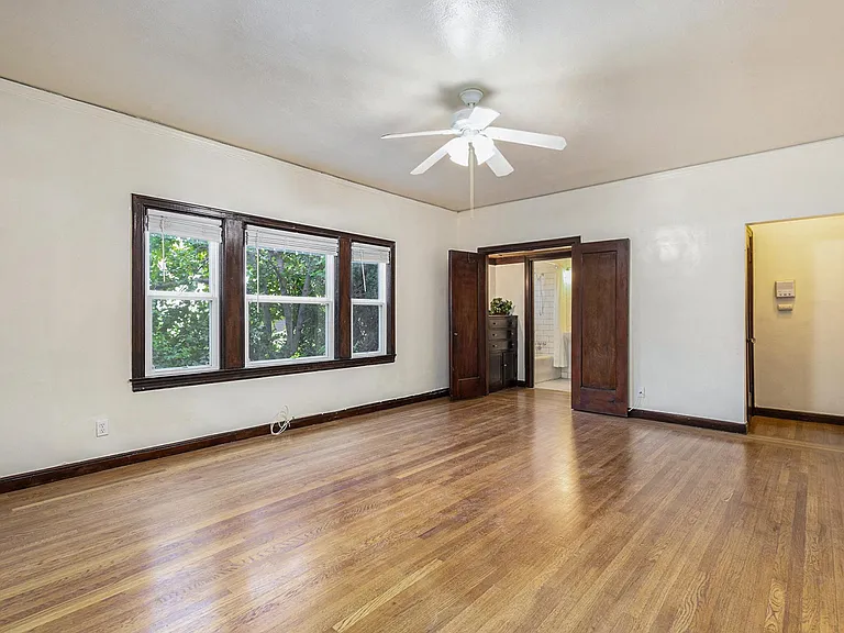 365 Hanover Ave #106 — Photo 2