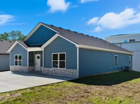 131 Level St #6, Charlestown, IN 47111