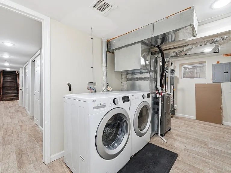 244 Clinton Ave #1 — Photo 10