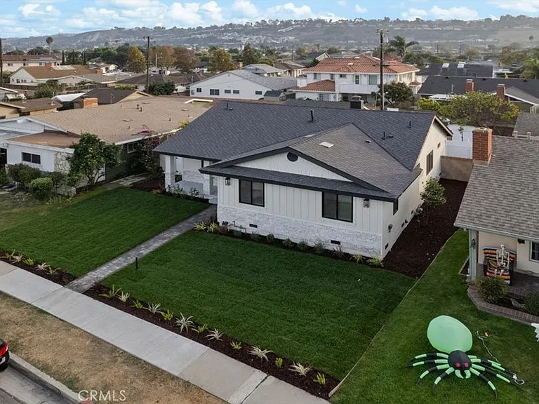23217 Anza Ave — Photo 31
