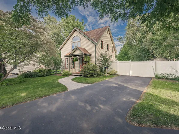 212 Swan Street, Scotia, NY 12302