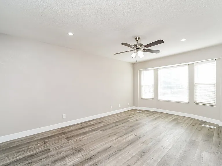 1580 W Bora Bora Dr — Photo 5
