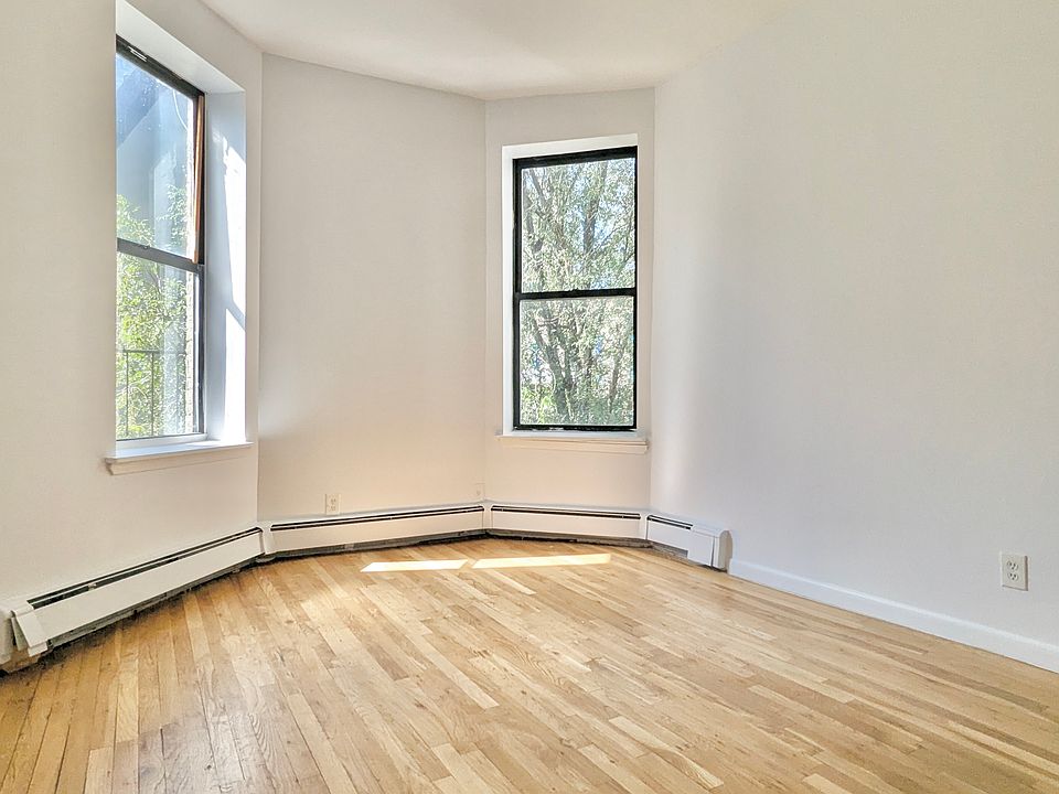 1st image of 126 W 112th St #5CC