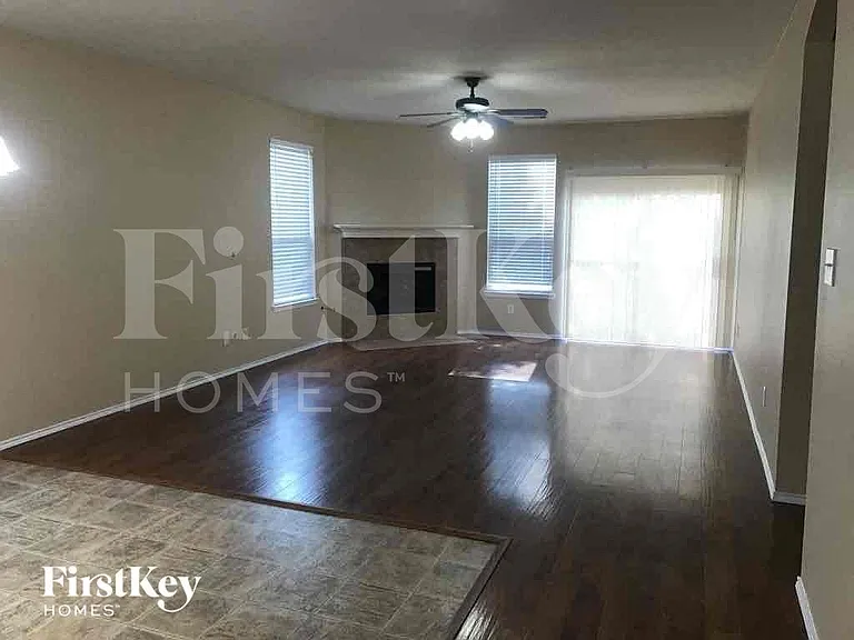 13221 Settlers Trl — Photo 13