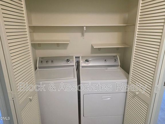 5th image of 6550 Thetford Ct