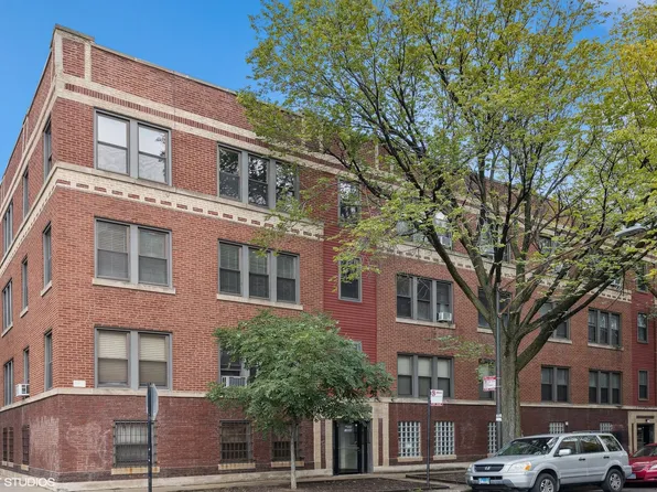 1526 W Belle Plaine Ave APT 2, Chicago, IL 60613