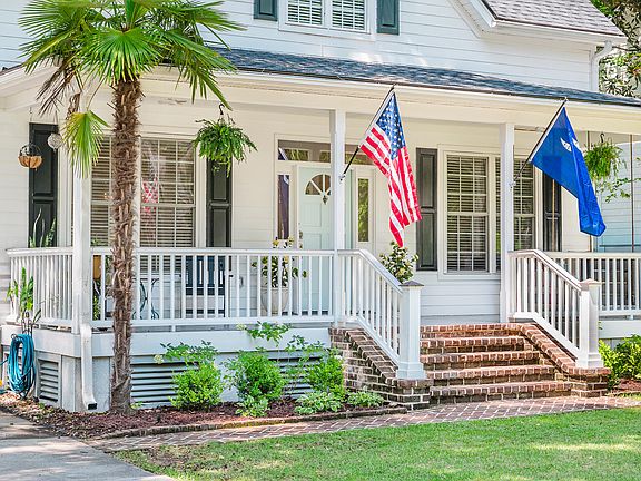 2nd image of 1124 Sea Island Crossing Ln