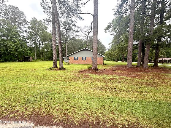 5th image of 152 Sibley Cir