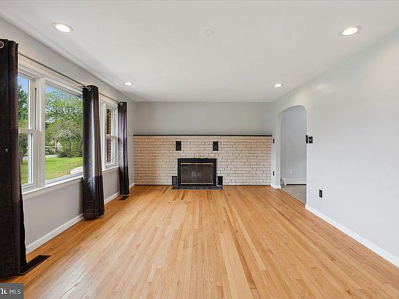 4th image of 8206 Dangerfield Pl
