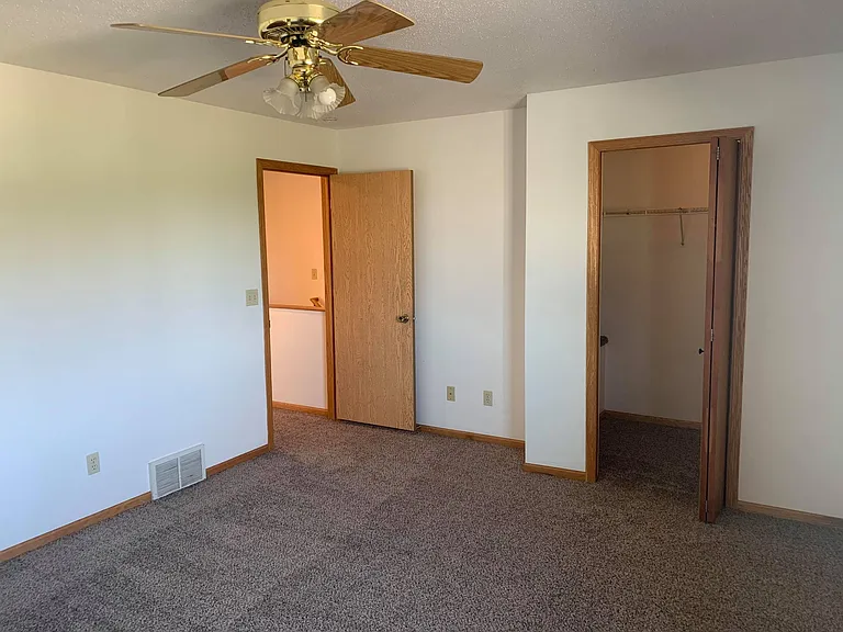 Skaff Apartments - Moorhead — Photo 197