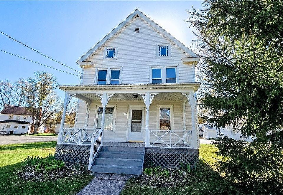 1st image of 697 N Main St #697