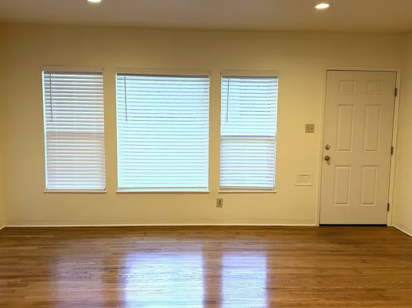 3590 Cedar Ave, Long Beach, CA 90807