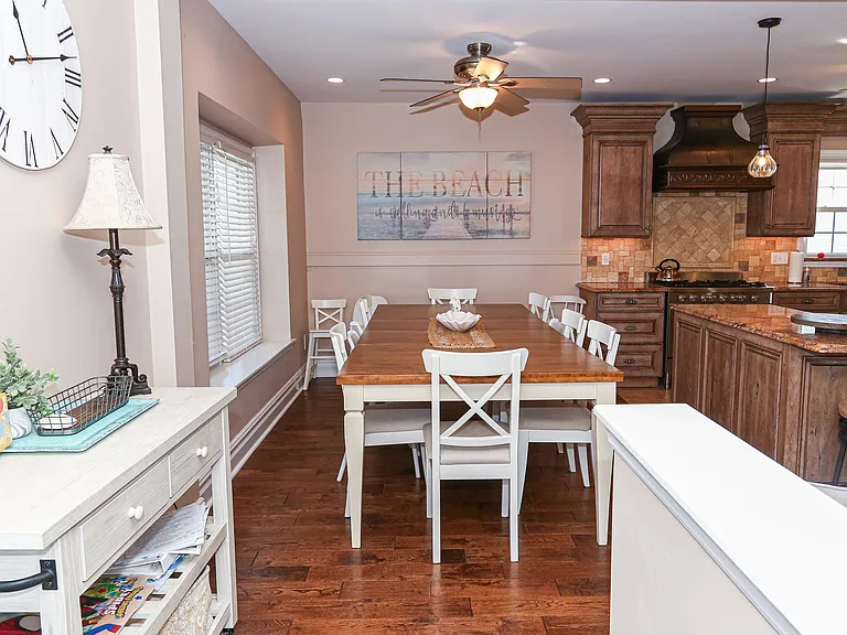 5216 Waterview Dr — Photo 42