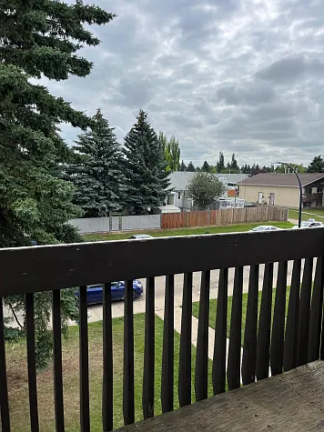 40 Cardinal Ave — Photo 8