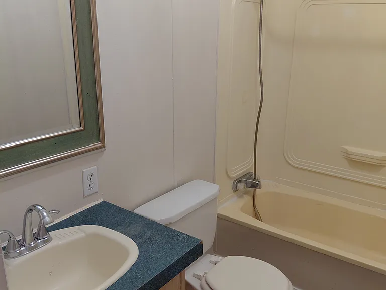 114 Goddard Rd — Photo 13