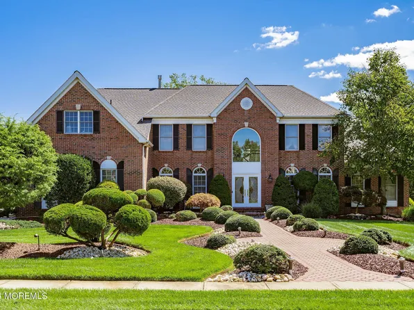 17 Franklin Drive, Freehold, NJ 07728