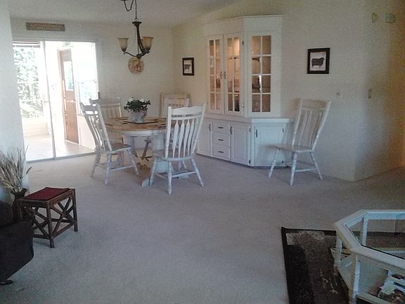 3rd image of 10834 Moss Creek Ct