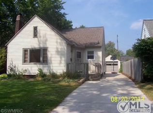 1236 W Summit Ave, Muskegon, MI 49441