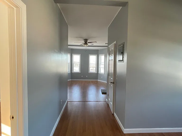 378 Montaup St #3 — Photo 26