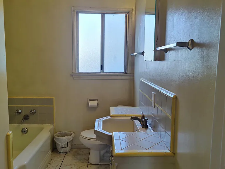 4408 1/2 Verdugo Rd — Photo 13