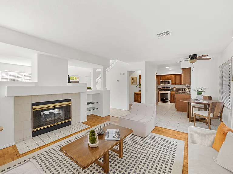 16 Santa Clara St #1 — Photo 9
