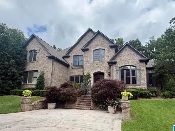 7077 N Highfield Dr, Birmingham, AL 35242
