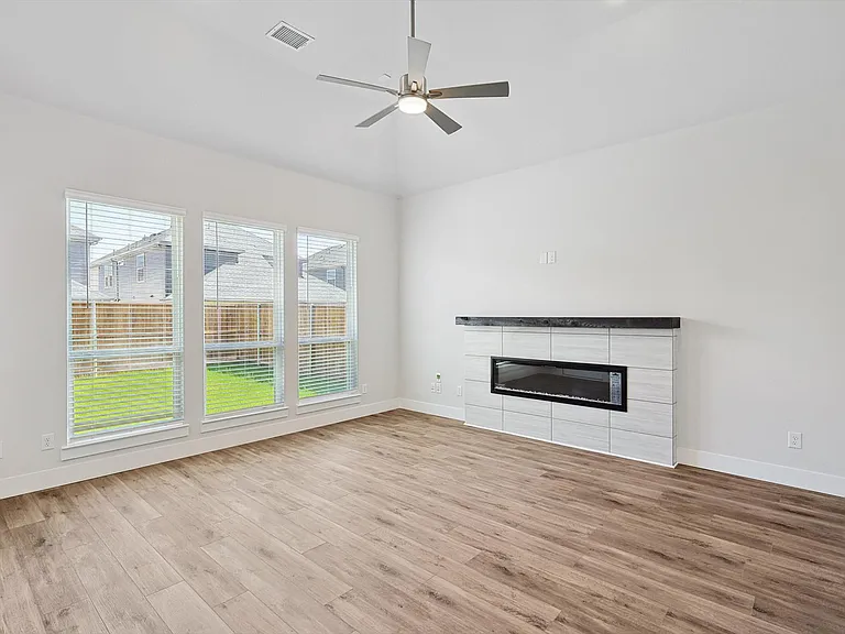 6249 White Creek Dr — Photo 5