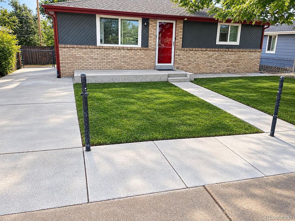 1st image of 4615 W Gill Place