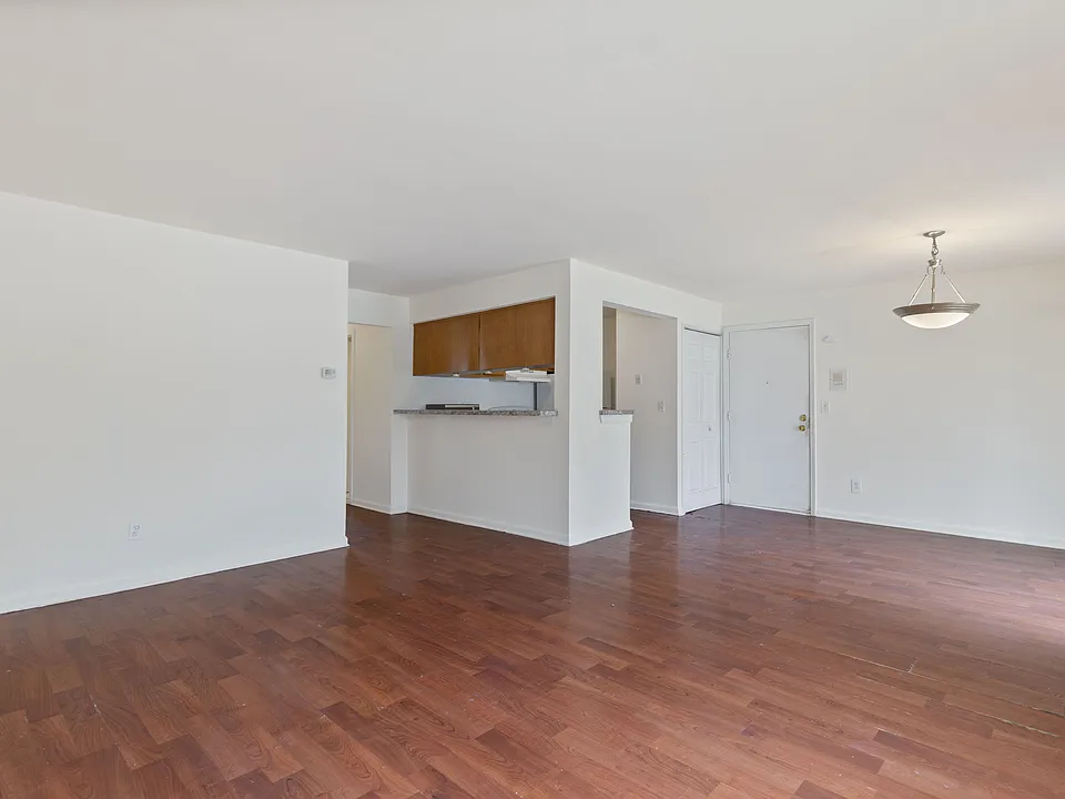 14200 Ivanhoe Dr #159