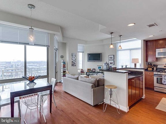 4th image of 3600 Glebe Rd #1121W