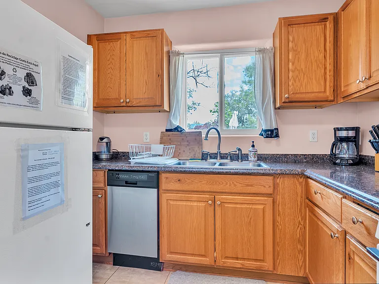 3522 Anderson Ave SE #1 — Photo 3