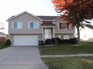 10641 N 135th St, Waverly, NE 68462