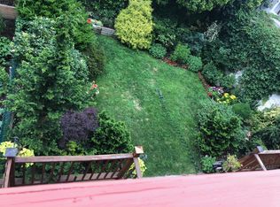 5925 68th Ave, Ridgewood, NY 11385