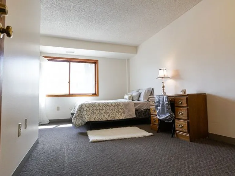 505 N Carroll St — Photo 23