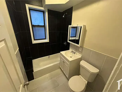 125 Osborne Ter #8 — Photo 3