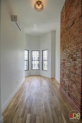 Rented by Next Door Realty NYC | media 10
