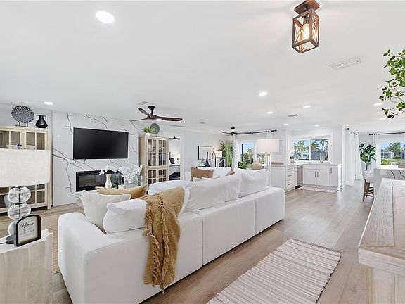 4th image of 5424 Pilots Pl