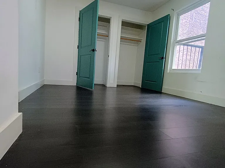 101 4th Ave — Photo 10