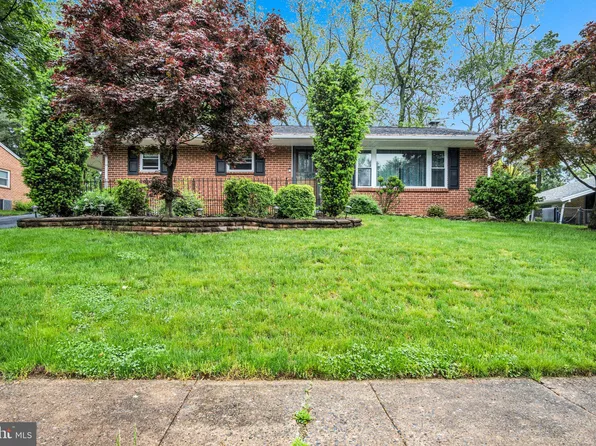 1907 Logan St, Camp Hill, PA 17011