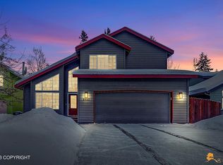 8460 Berry Patch Dr, Anchorage, AK 99519