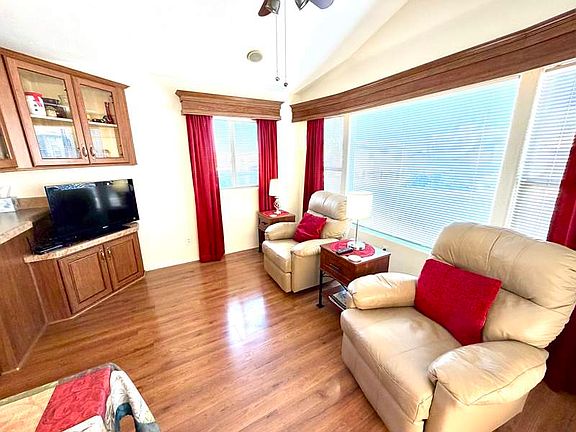 5th image of 10442 N Frontage Rd #392