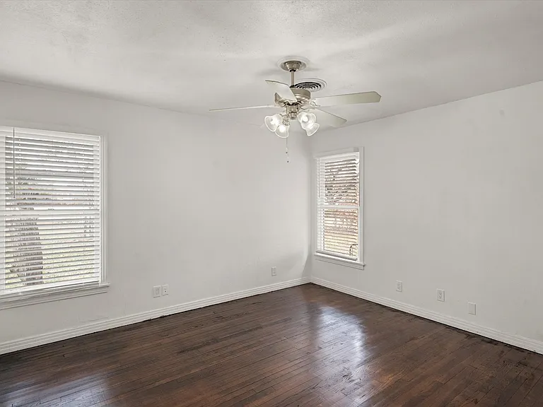 7420 Retta Mansfield Rd — Photo 5
