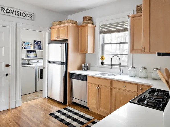 128 Paul Revere Rd #2, Arlington, MA 02476