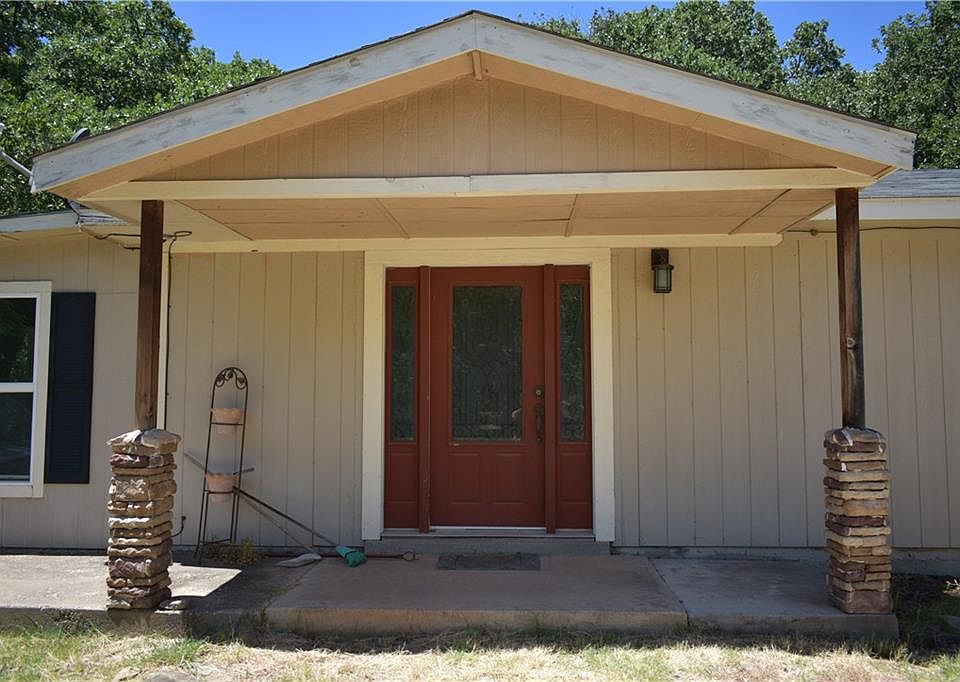 1st image of 255 Nocona Dr