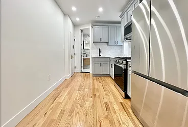 Rented by MADEHOME
