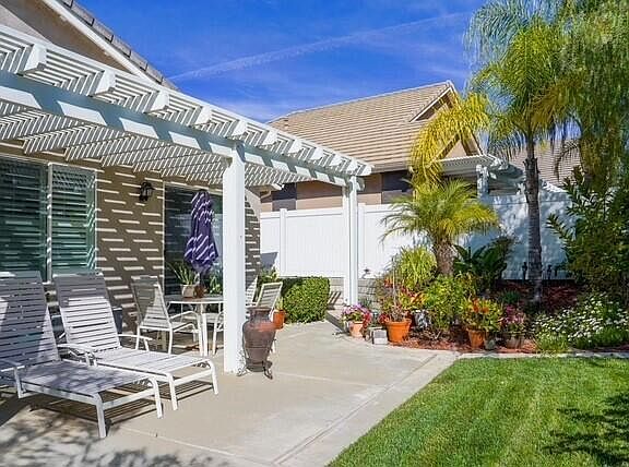 3rd image of 39380 Beringer Dr