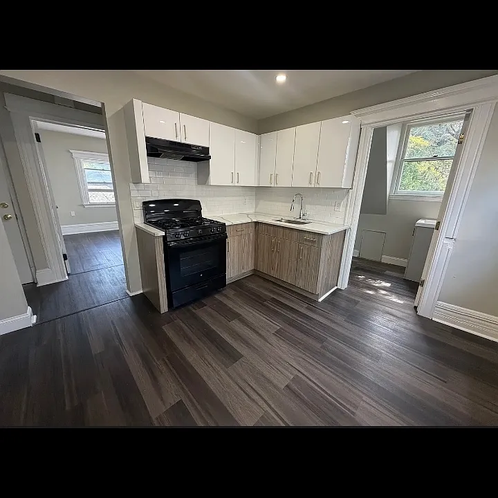 76 Ridge St #3L
