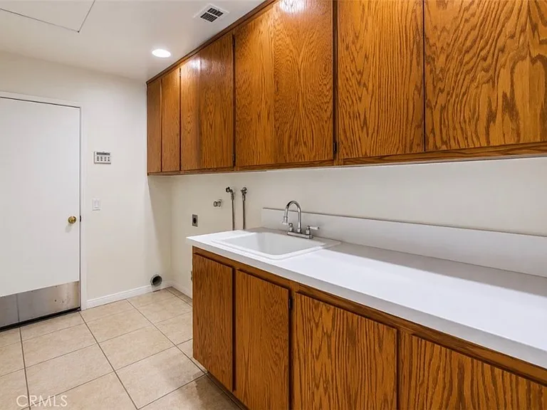 13445 Oak Mesa Dr — Photo 18