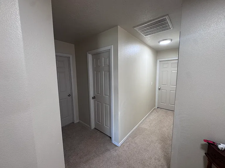 1131 SW Independence — Photo 21
